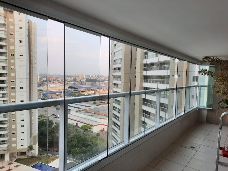 Orçamento de Fechamento de Sacada Vidro Pompéia - Fechamento de Sacada com Vidro São Paulo Capital