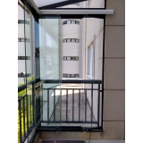 qual o preço de fechamento de varanda em vidro Jardim Paulista